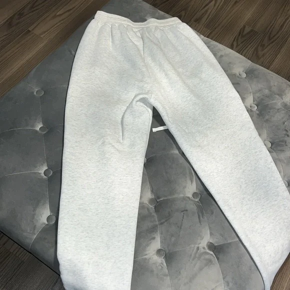 Jogger - Picture 4 of 4